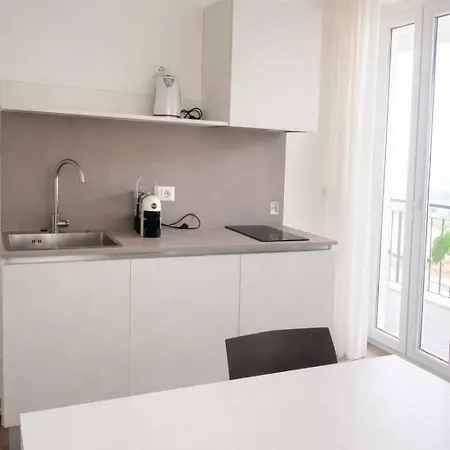 Rosso Conero - Le Grotte Rooms&Apartments-3